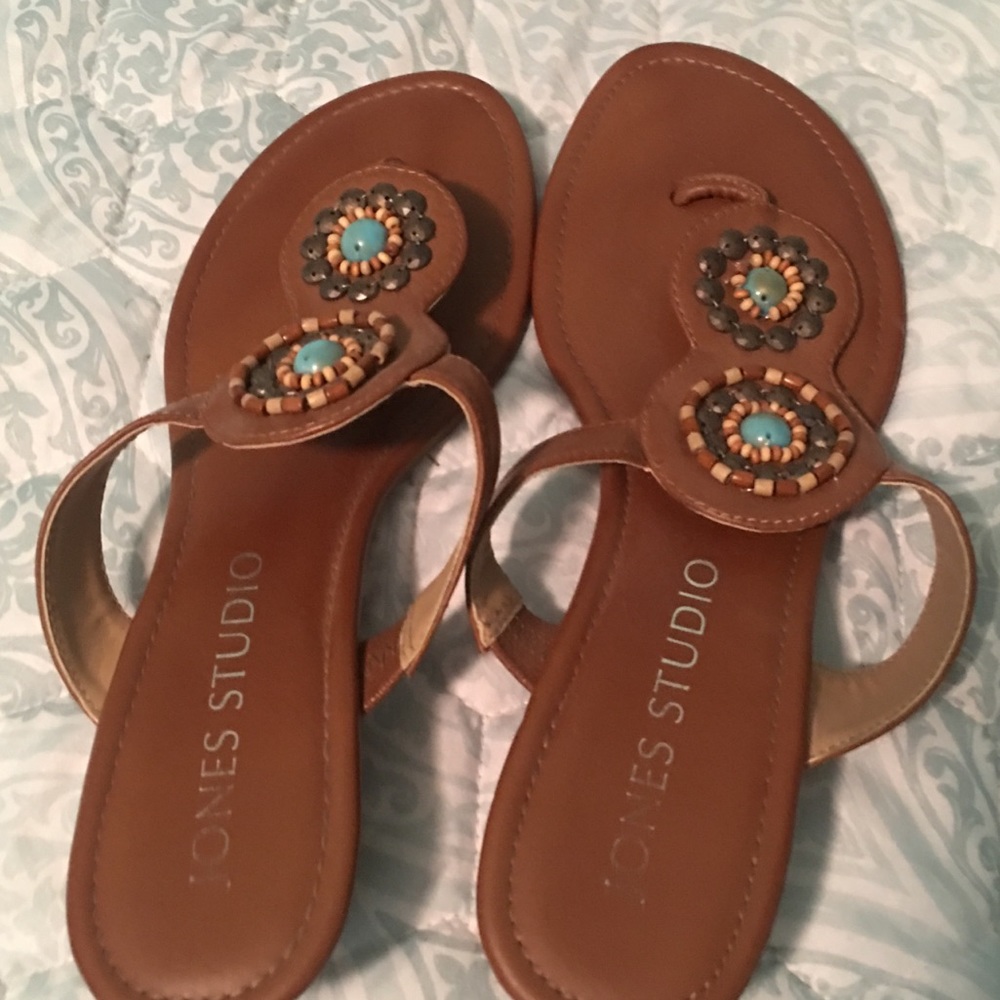 Jones Studio Flip Flop Sandals
